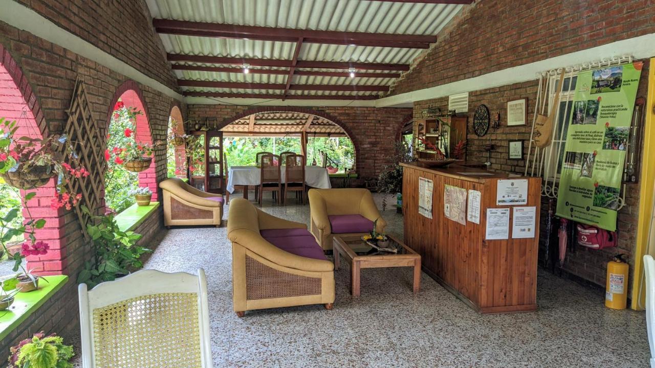La Acuarela, Posada De La Monita Pereira Exterior photo